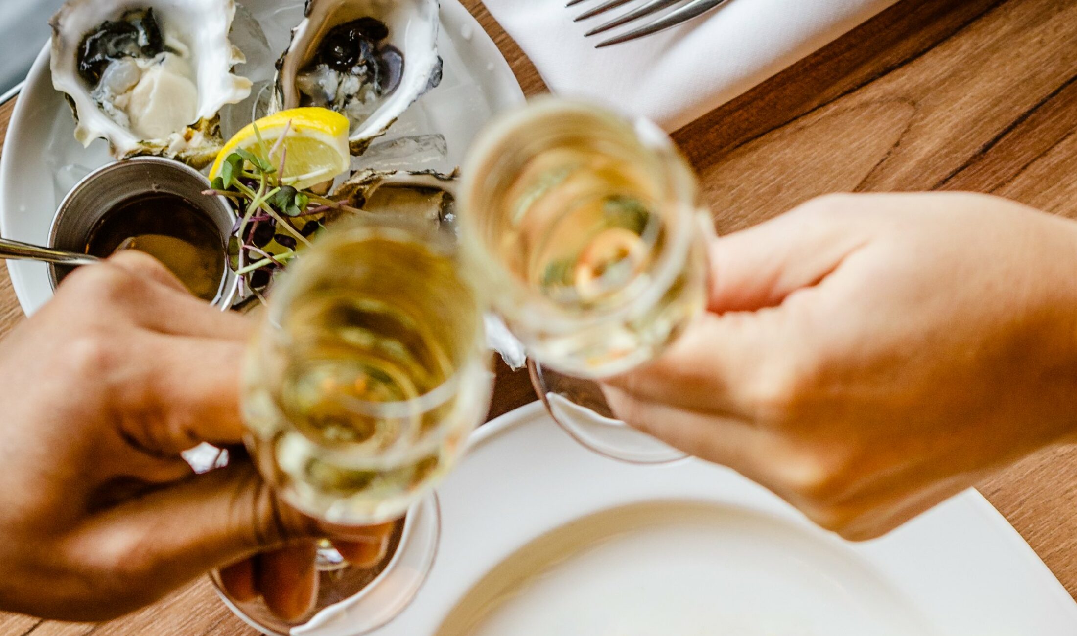 普罗旺斯海滨餐厅将在2月22日破开香槟，庆祝其生日
